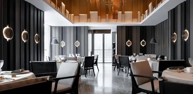 南宫NG28品牌设计2025餐饮品牌设想公司十大排名：营销筹谋空间体验全案综合指(图7)